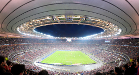 中超豪门难逃半程冠军魔咒，队长王刚无脑送点，球迷：2场输8球